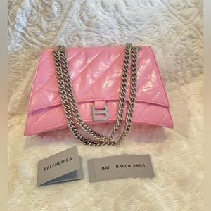 💯✨Balenciaga Pink Crush quilted shoulder bag😍 Authentic❤️